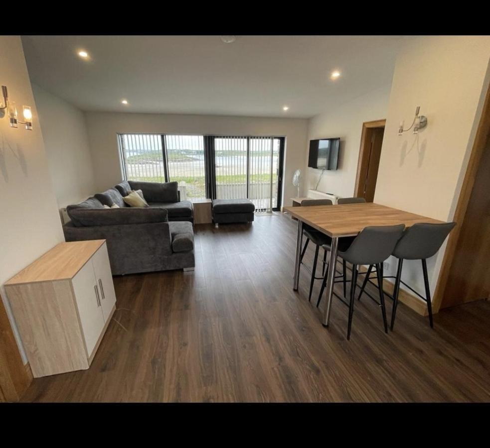 Ostan Gweedore Deluxe Apartments بونبيغ المظهر الخارجي الصورة